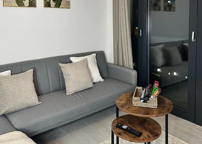 Birmingham City Centre Apartment - No Deposit Required- Free Parking